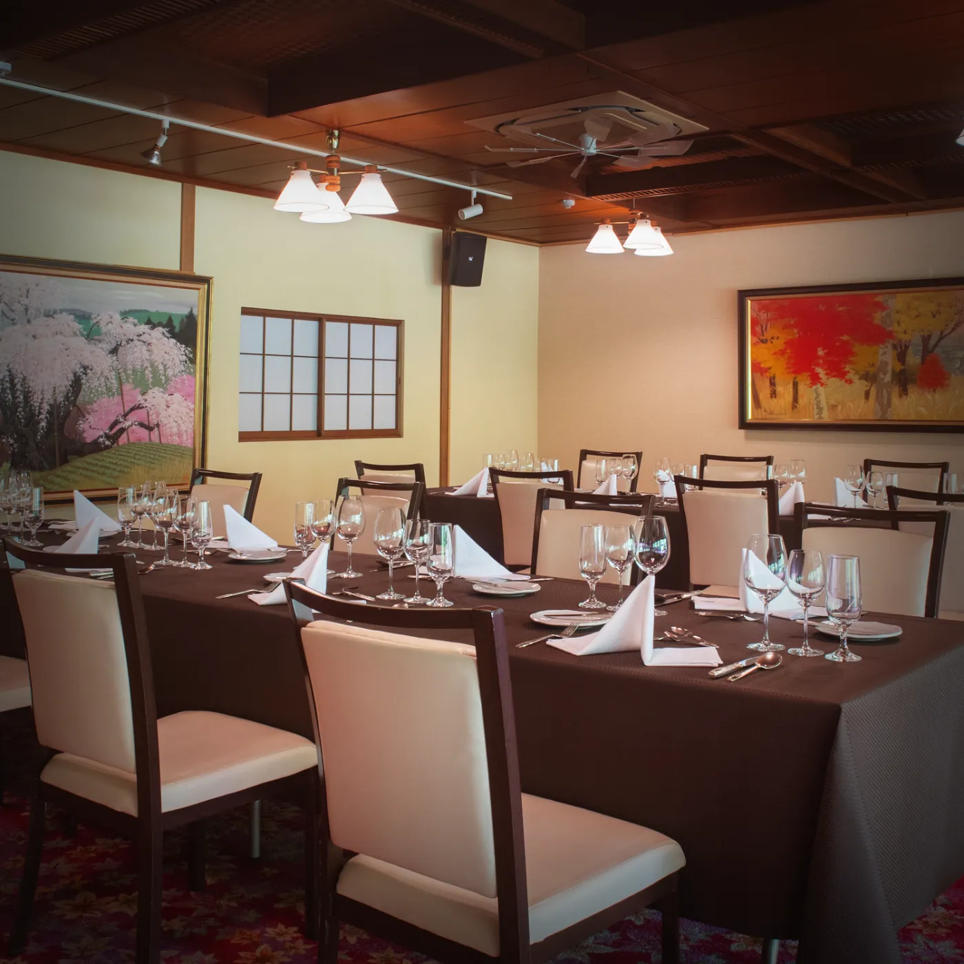 記念日を、静かに美しく